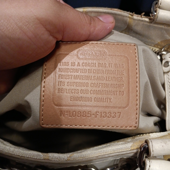 Coach Hampton Optic Signature Stripe Yellow White Double Handle Shoulder Bag - Picture 7 of 7